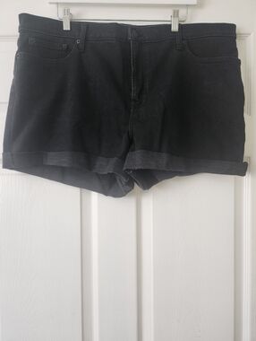 Lucky Brand Black Rolled-Hem Denim Shorts - Women's 20